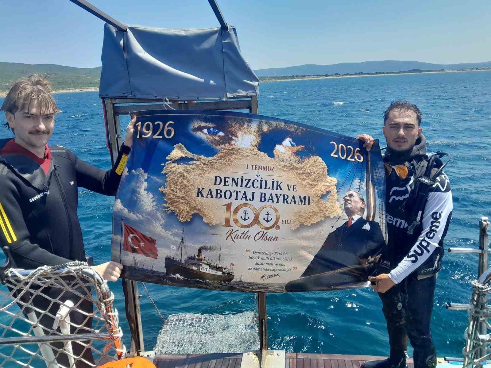 Moda İskelesi’nde tarihi kutlama: Kabotaj Bayramı için 100 noktada aynı anda daldılar