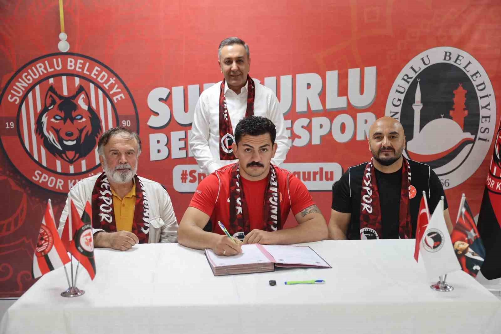 Sungurlu Belediyespor güreşte kadrosunu güçlendirdi