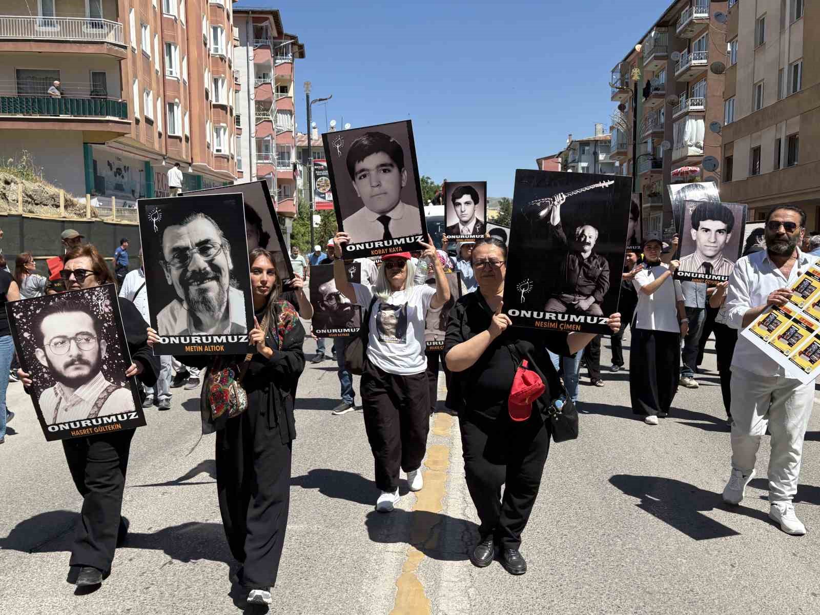 Sivas olaylarında hayatlarını kaybedenler anıldı