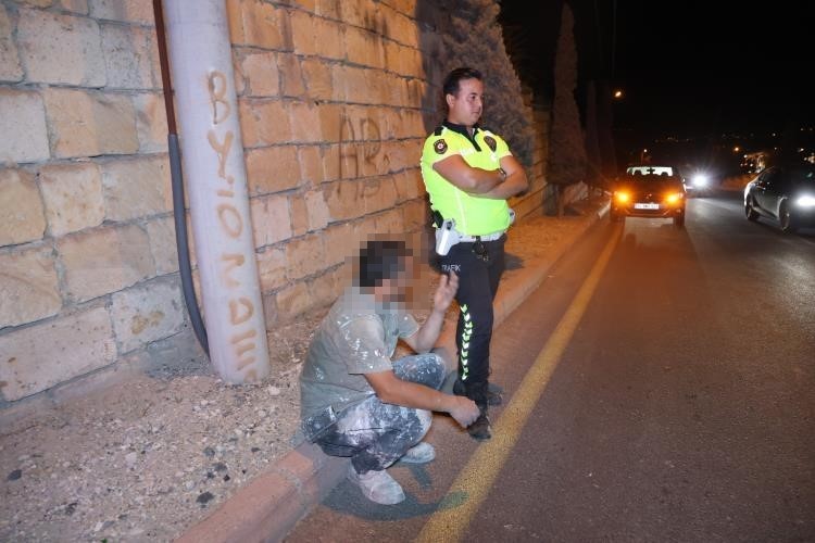 Nevşehir’de iki araca çarpıp kaçan sürücü polise ecel teri döktürdü