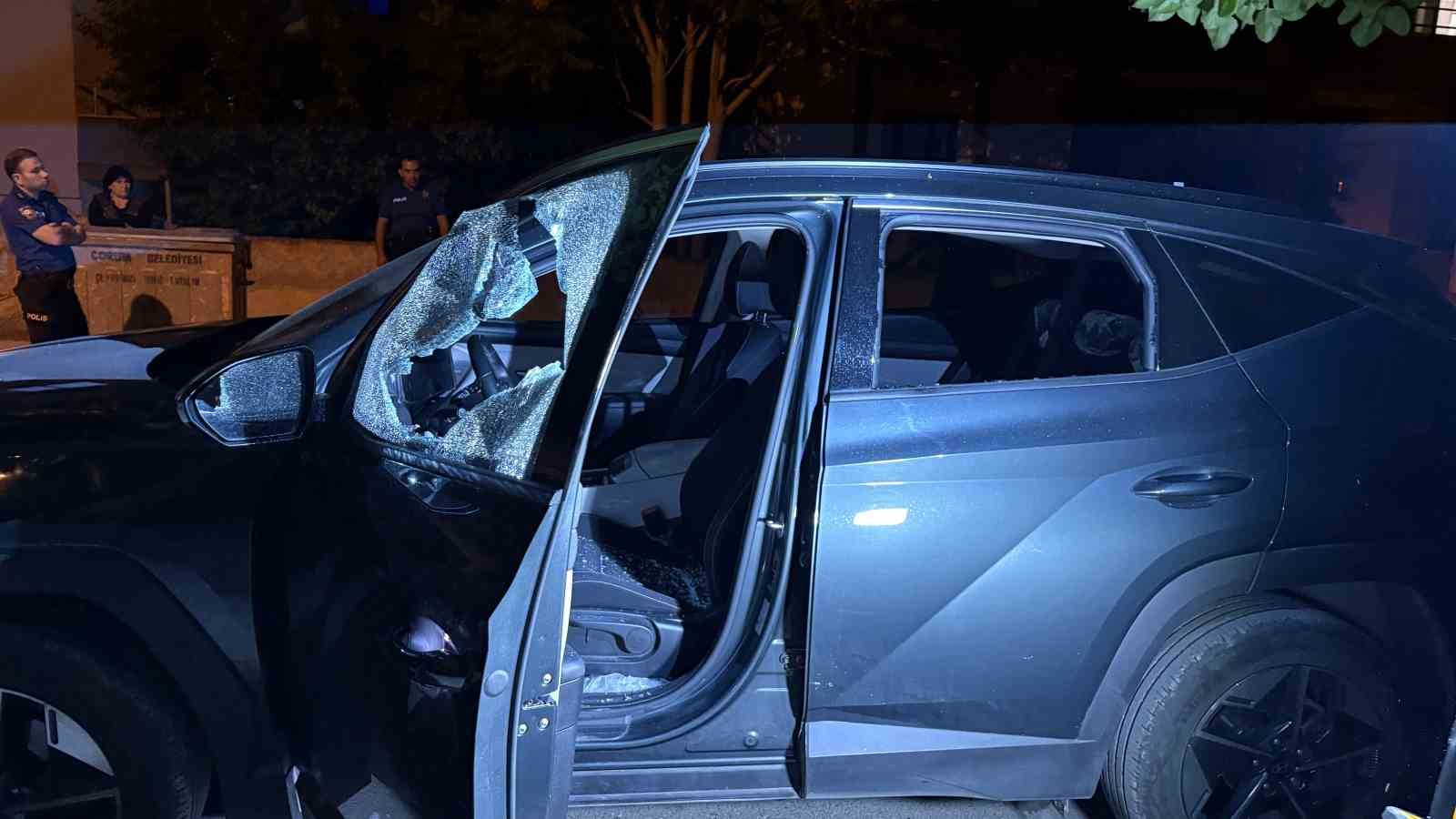 Uzun süredir görüşmediği babasının evine tüfekle ateş açtı