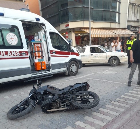 Tavşanlı’da trafik kazası: 2 yaralı