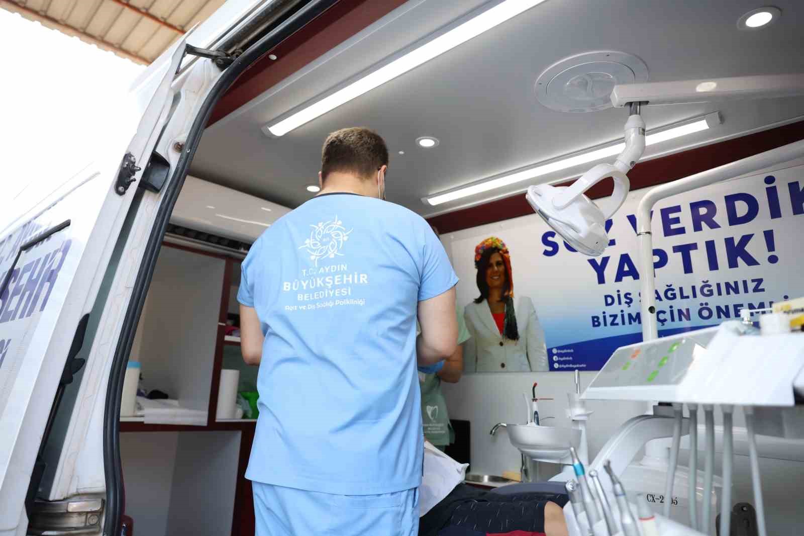 Aydın Büyükşehir’in mobil diş klinikleri hizmete devam ediyor