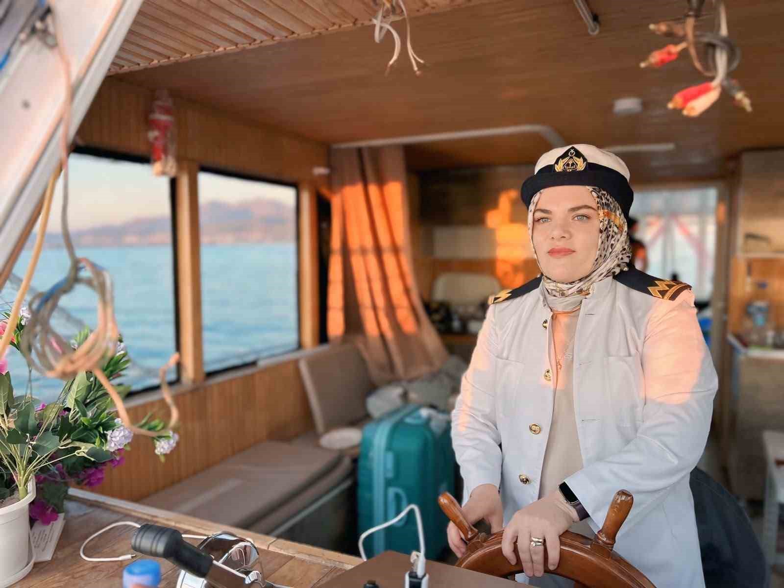 Van Gölü’nün ilk kadın kaptanı: Dümen artık ona emanet