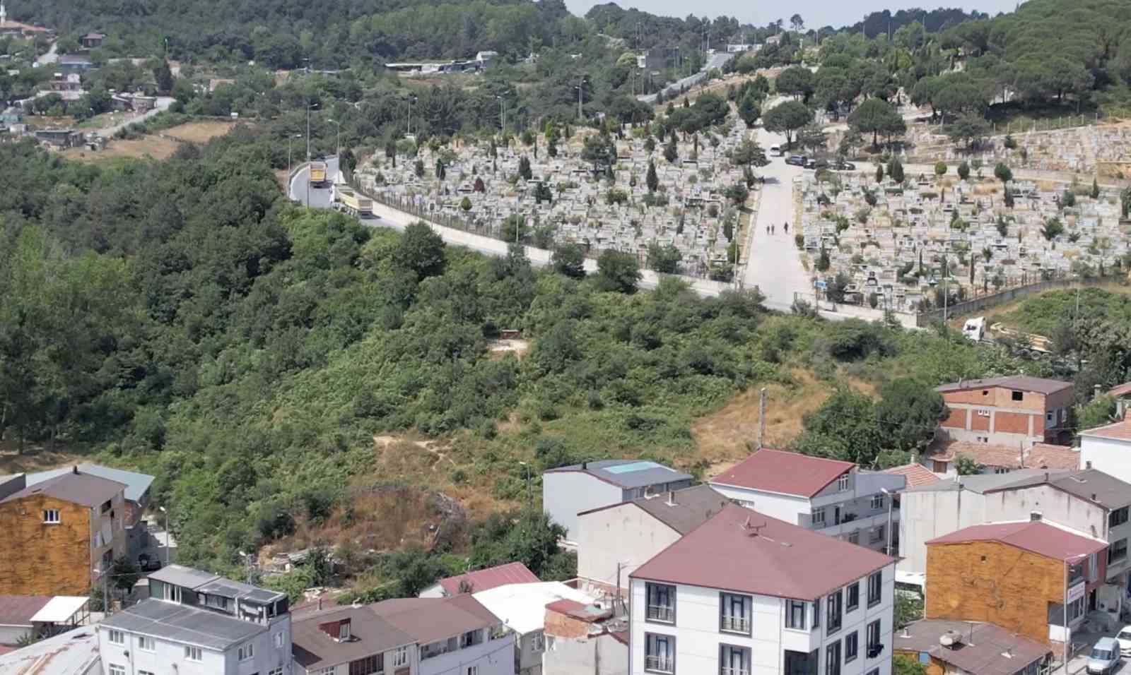 Mahalle sakinlerinden hafriyat kamyonu tepkisi: "Çocuklarımız tehlike altında"