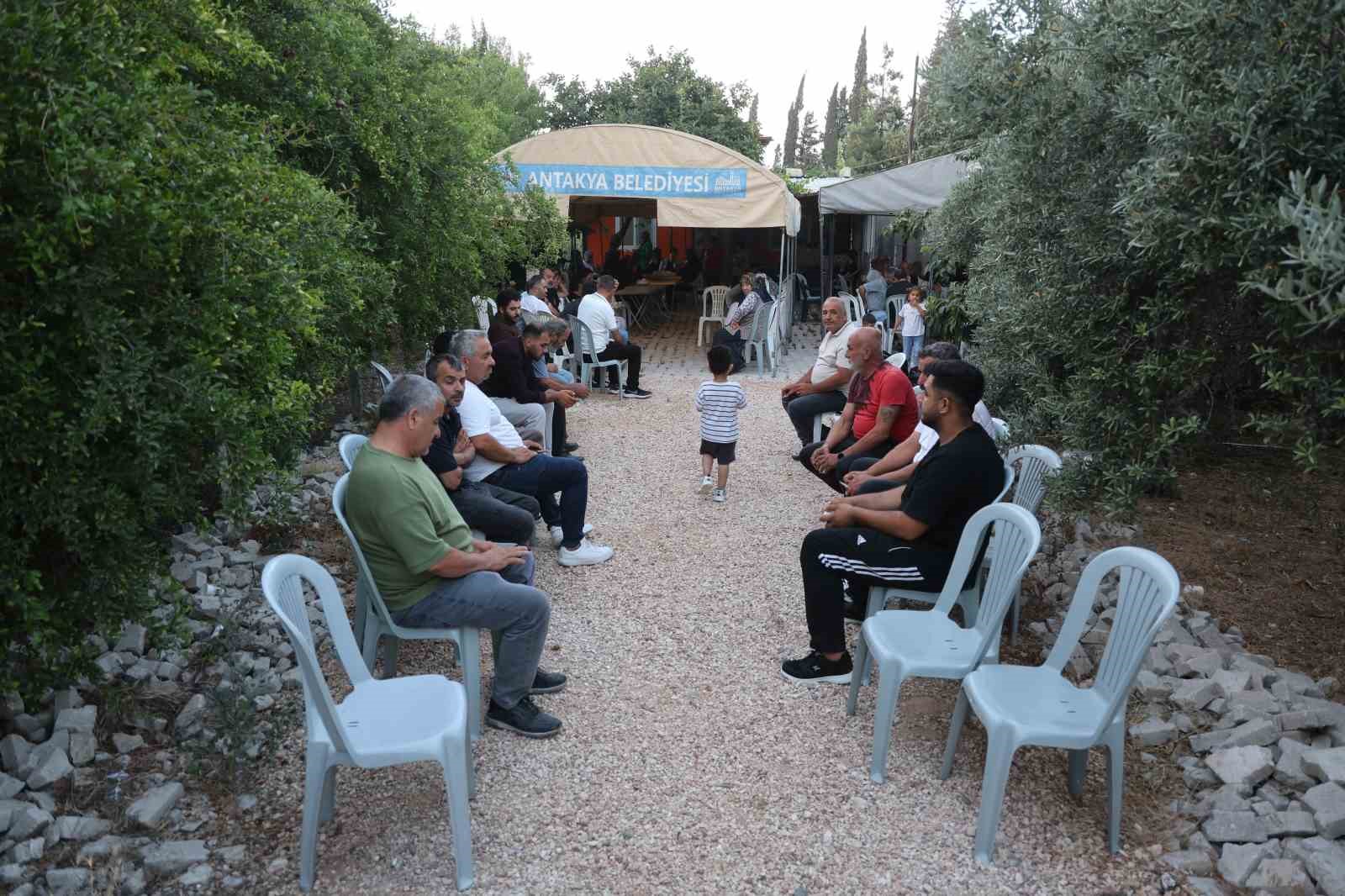 Husumetlisi tarafından pompalı tüfekle vurulan 19 yaşındaki genç öldü