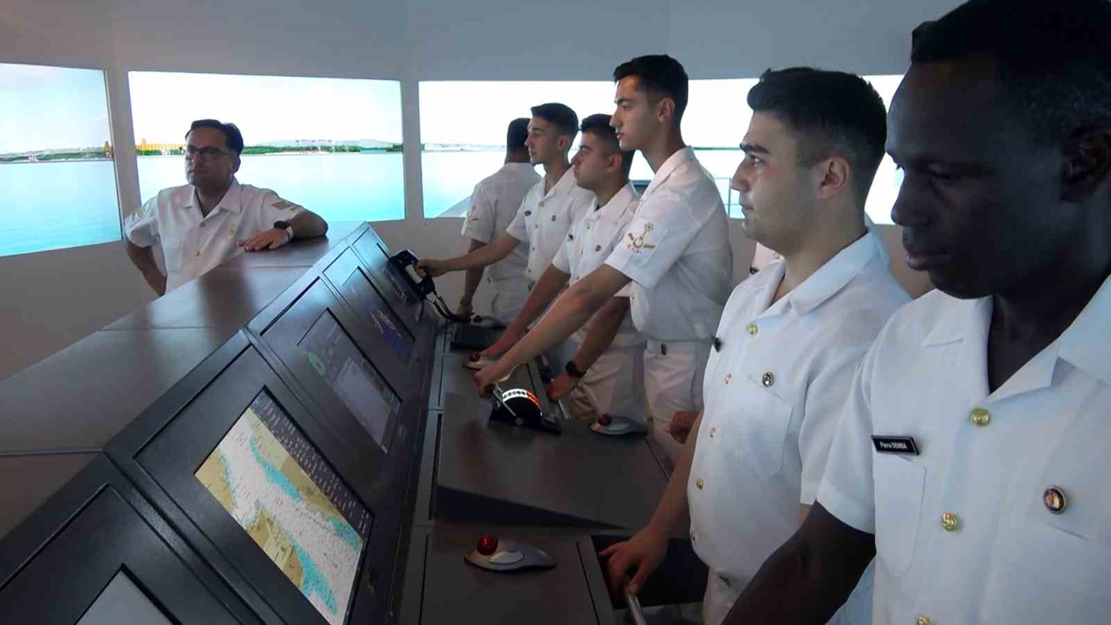Mavi Vatan’ın astsubay adayları yeni nesil teknolojilerle yetiştiriliyor