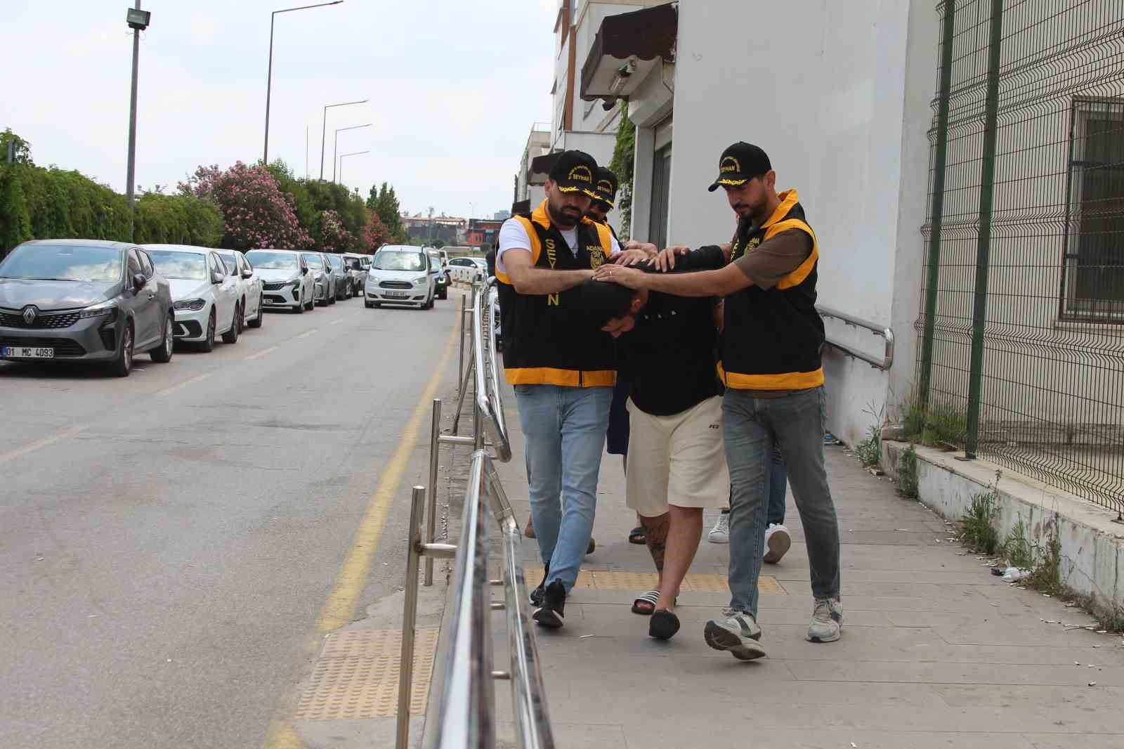 Komşusunun evine kurşun yağdıran şüpheli, 500 saatlik kamera incelemesiyle yakalandı