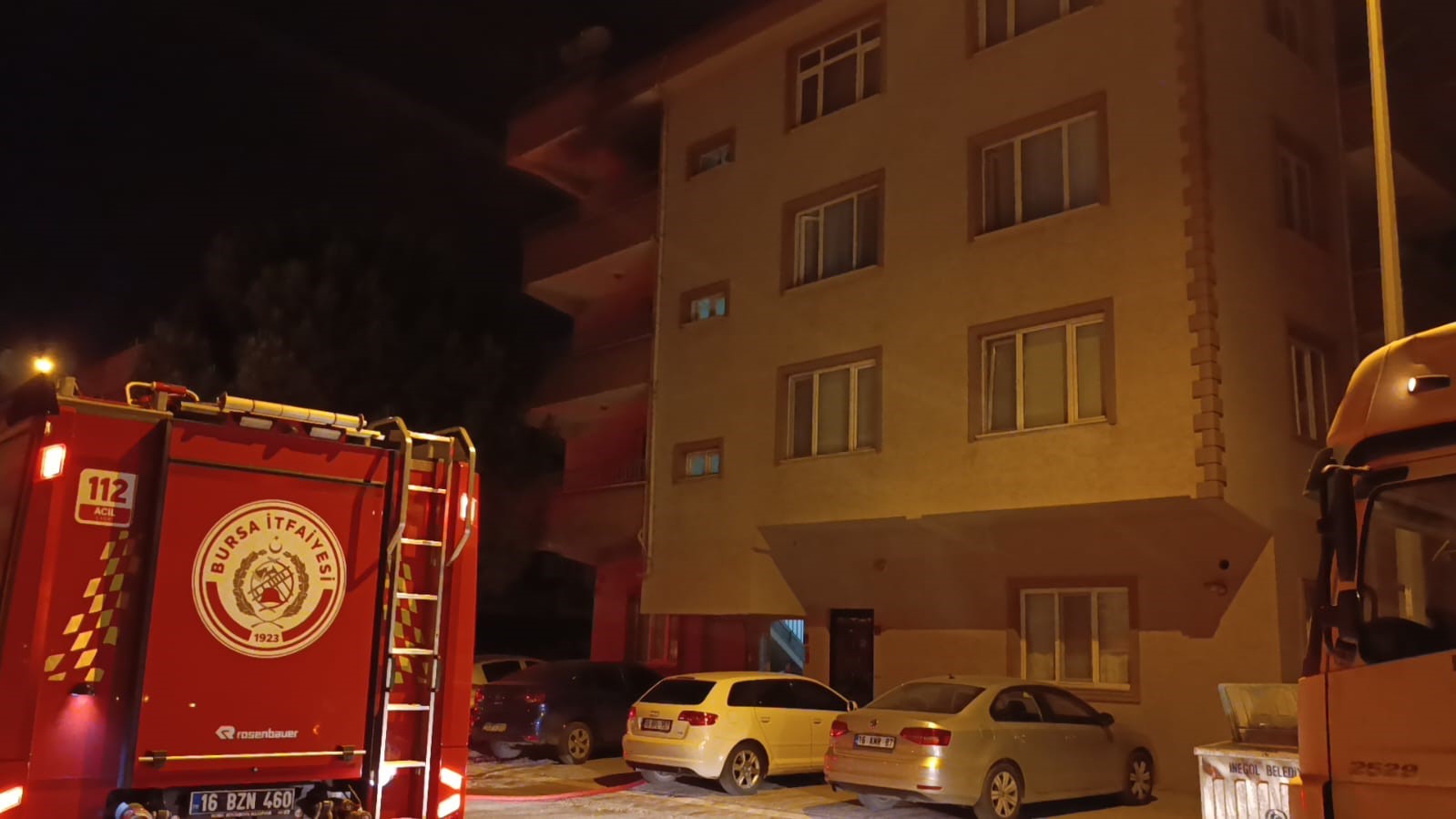 Bursa’da apartman dairesinde çıkan yangın paniğe neden oldu