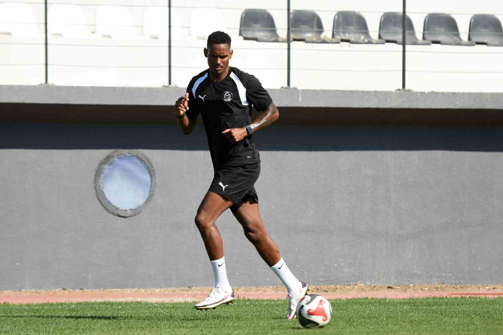 Manisa FK yeni sezon hazırlıklarının ilk etabını tamamladı