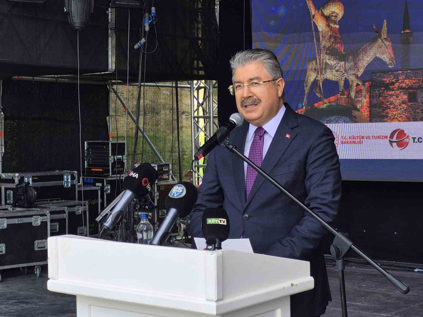 Sivrihisar’da 10. Uluslararası Nasreddin Hoca Kültür ve Sanat Festivali coşkuyla başladı