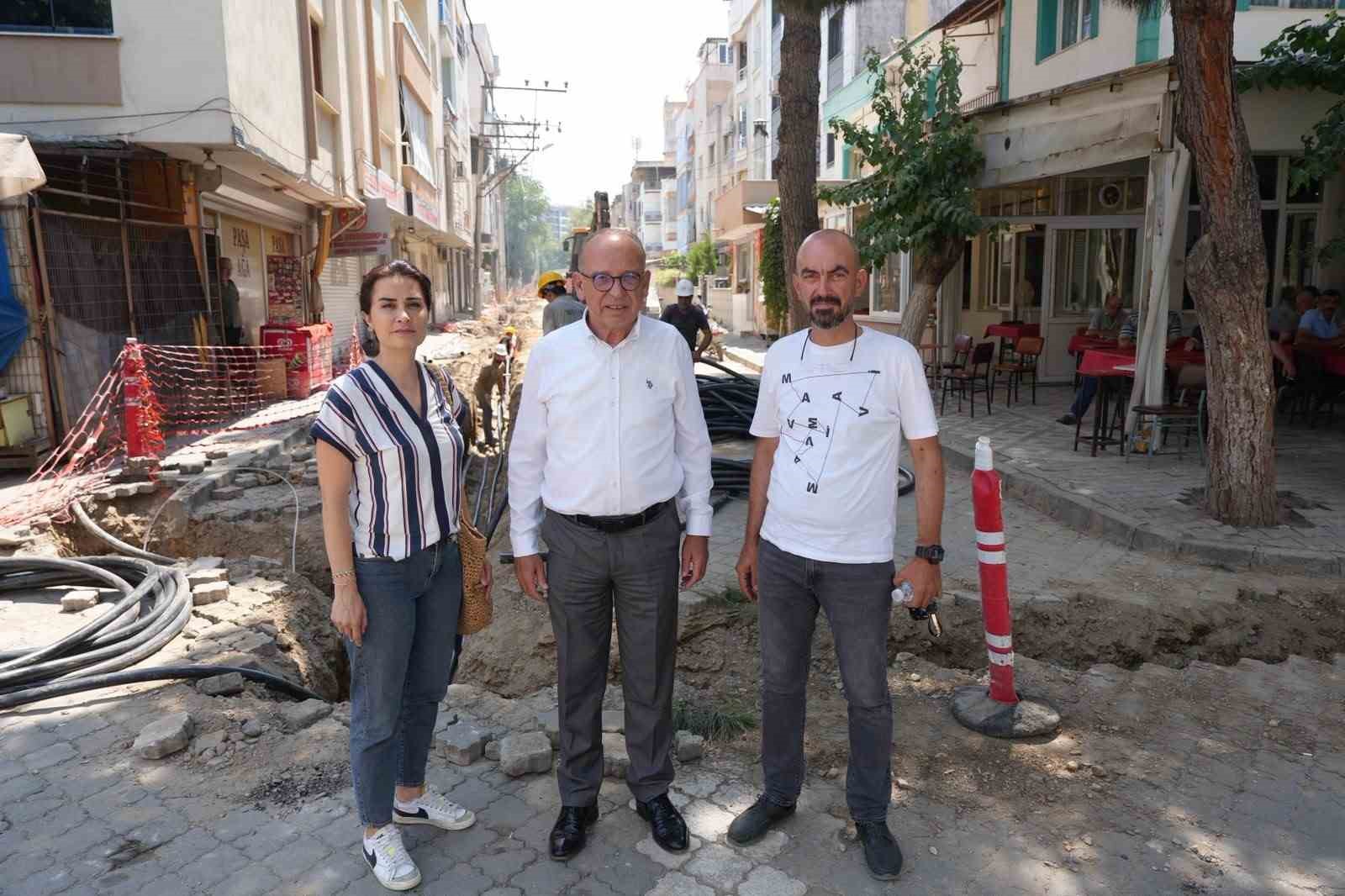 Turgutlu’da altyapı seferberliği sürüyor