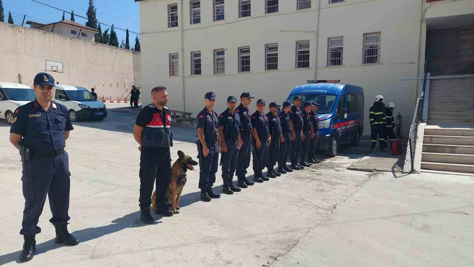 Cezaevinde OHAL Tatbikatı