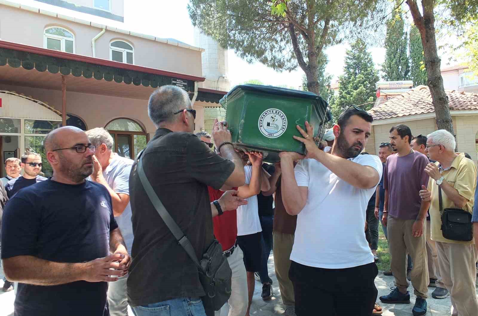 Burhaniye’de Dr. Mehmet Cüneyt hayatını kaybetti