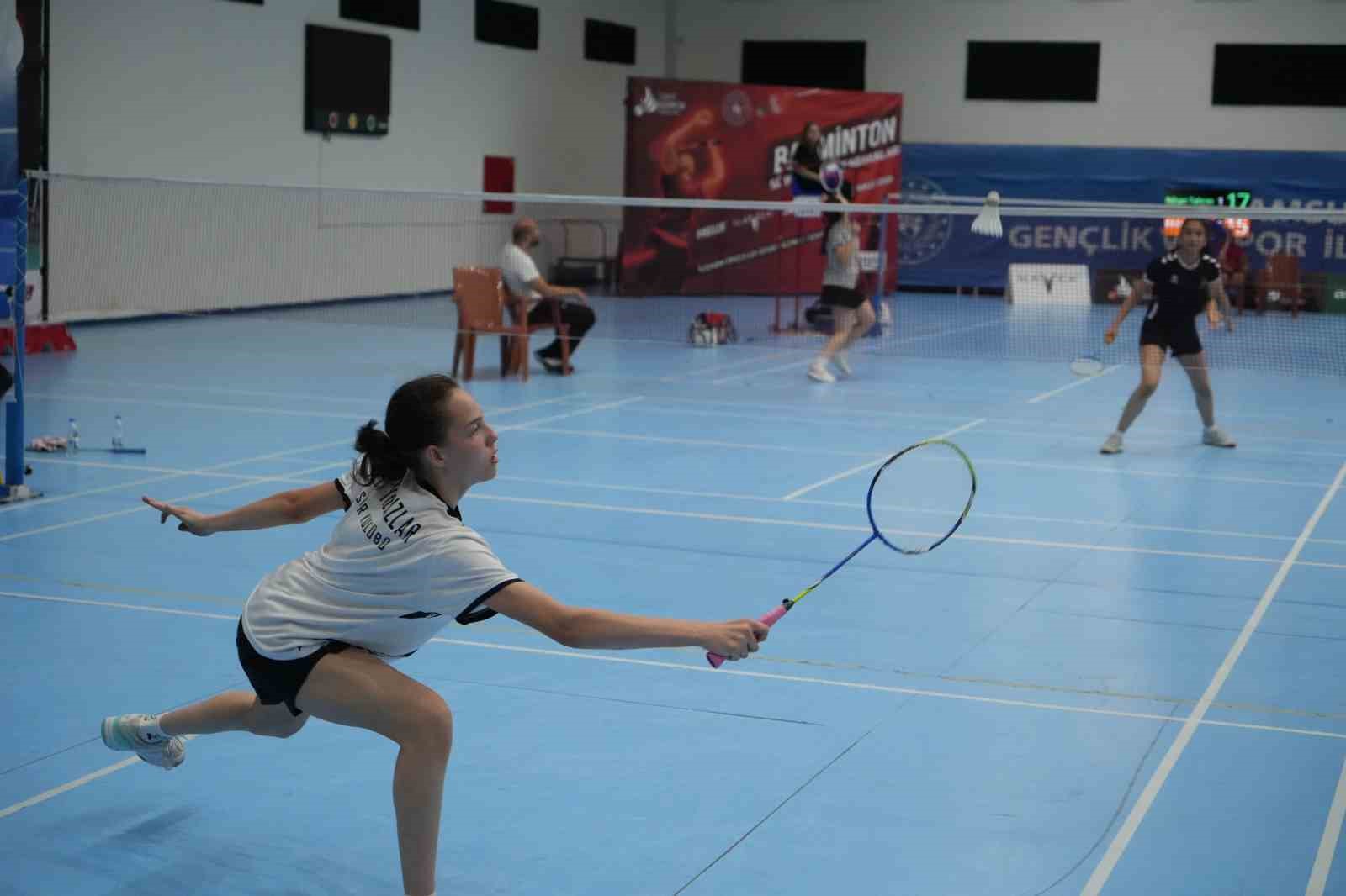 Samsun’da badminton heyecanı: 36 kulüp aynı sahnede