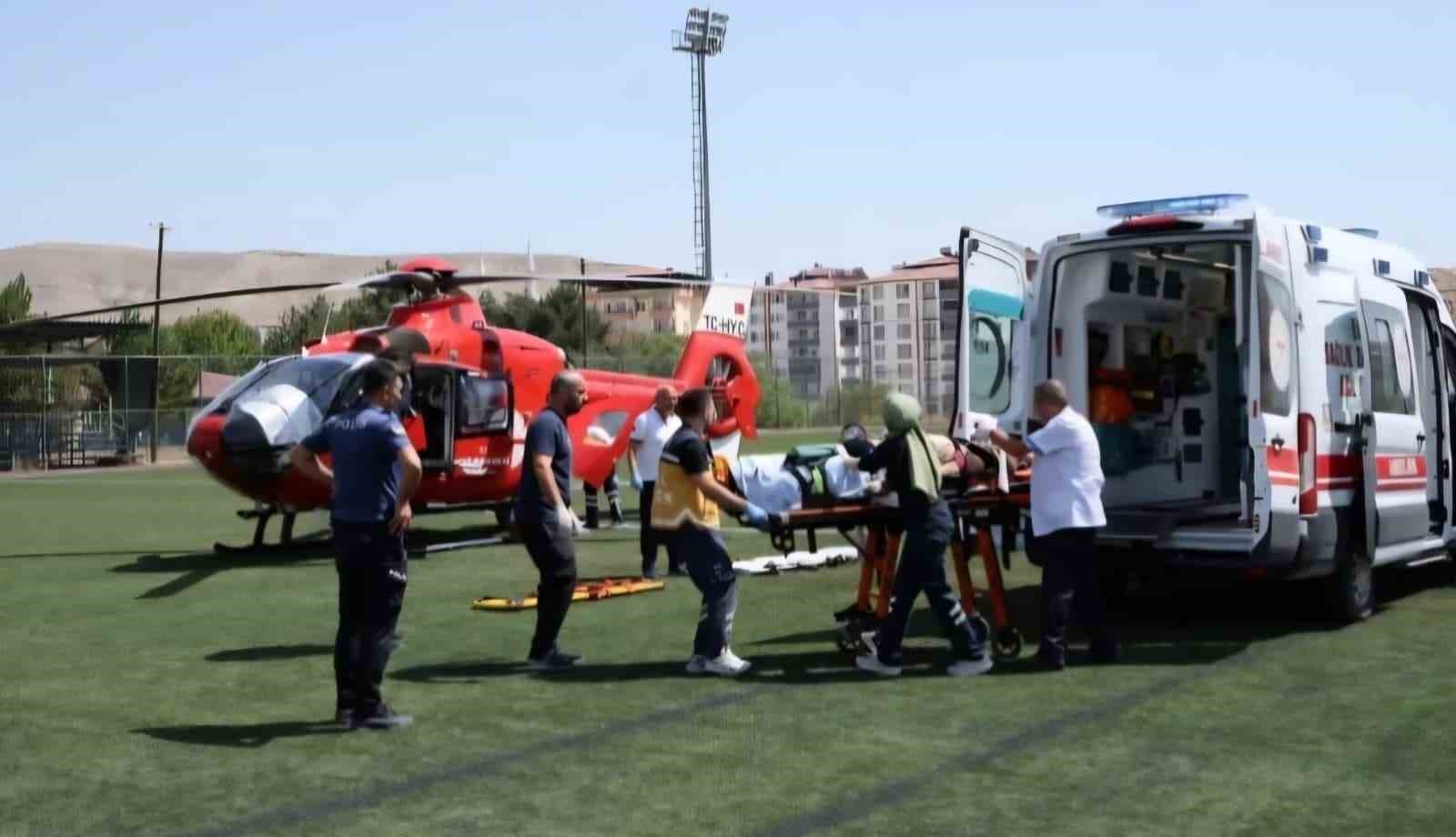 93 yaşındaki hasta hava ambulansıyla Malatya’ya sevk edildi