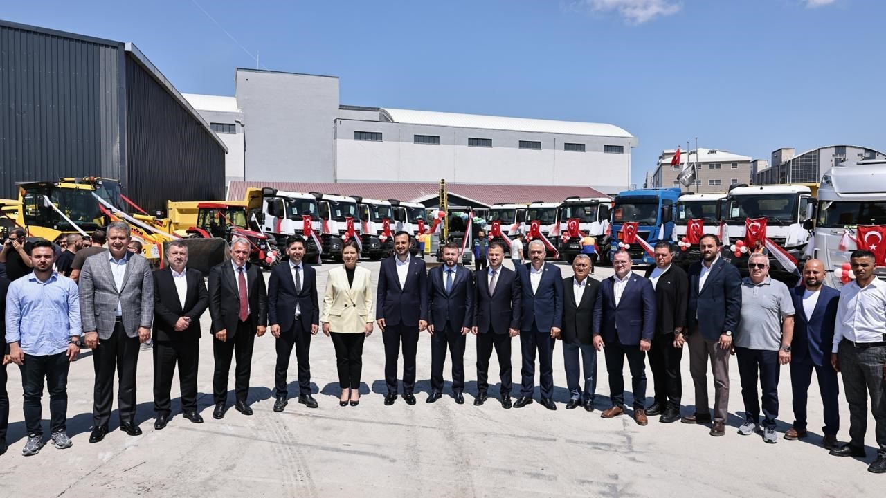 İflas eden İSFALT’a karşı AK Partili Arnavutköy Belediyesi’nden büyük hamle: ARFALT hizmete açıldı