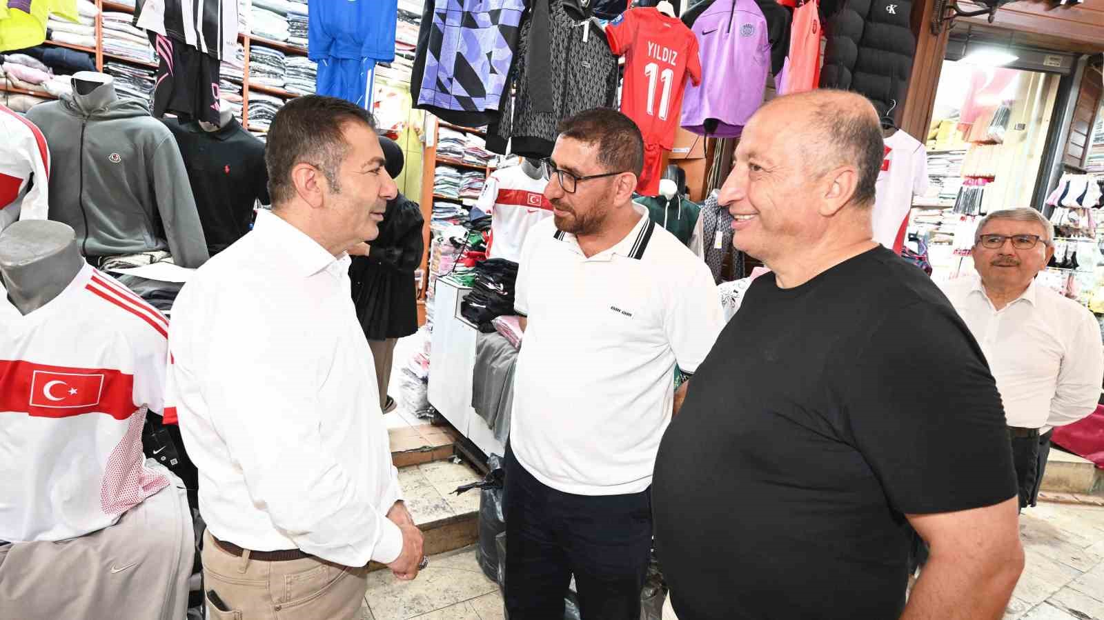 Başkan Erdoğan üye ve esnaf ziyaretlerine devam ediyor