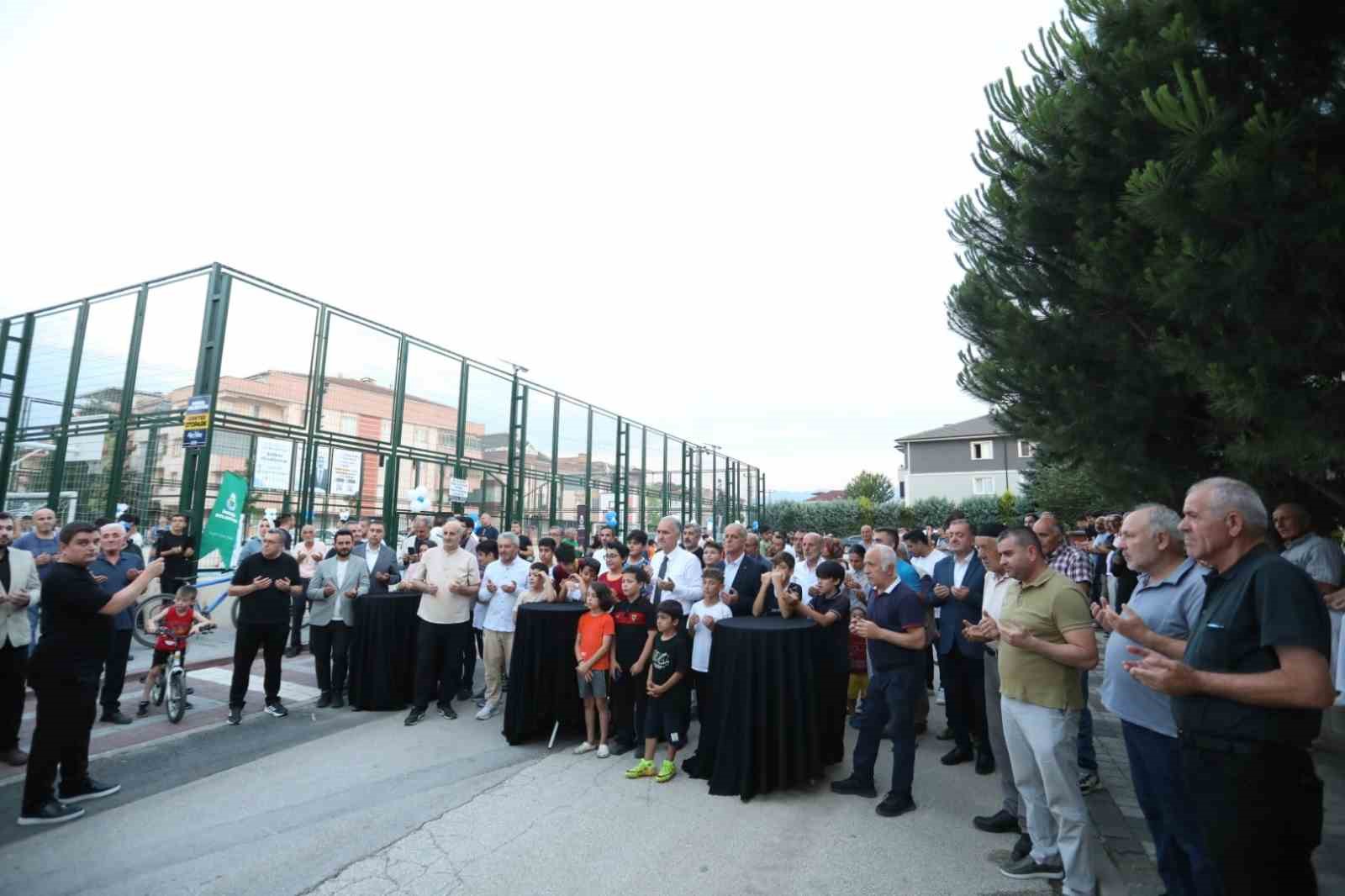 Süleymaniye Mahallesinde Yeni Semt Sahası Törenle Açıldı