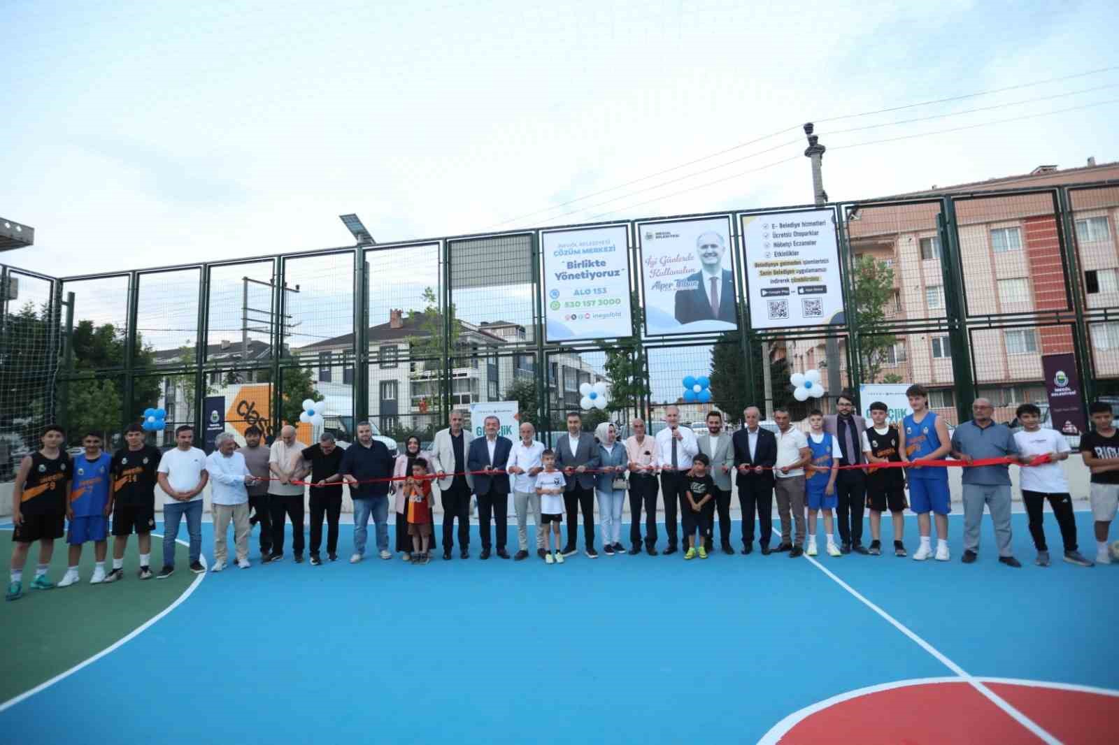 Süleymaniye Mahallesinde Yeni Semt Sahası Törenle Açıldı