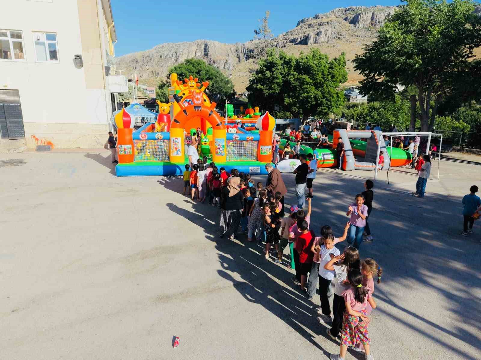 Şehitkamil’de yaz, çocukların mutluluğuyla güzelleşiyor