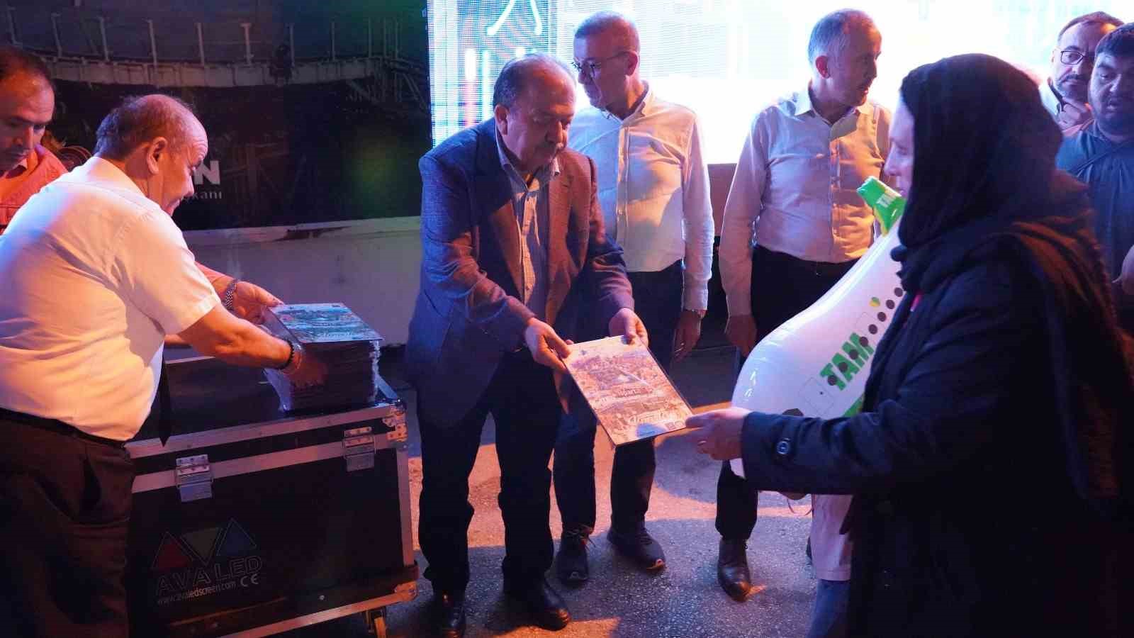 Isparta’da yaz akşamları çocuk sineması ile renkleniyor