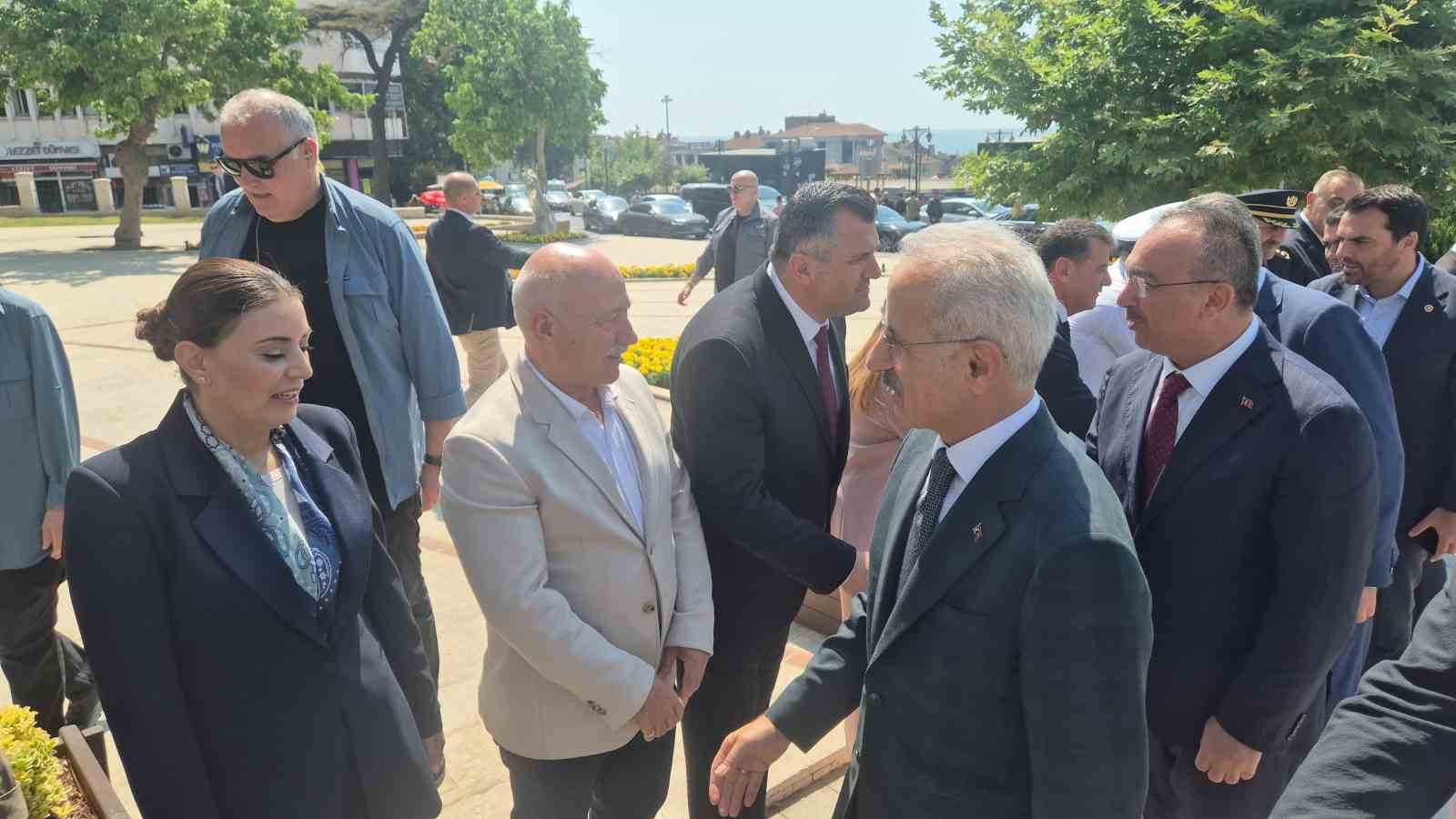 Ulaştırma ve Altyapı Bakanı Uraloğlu Tekirdağ’da koordinasyon toplantısına katıldı