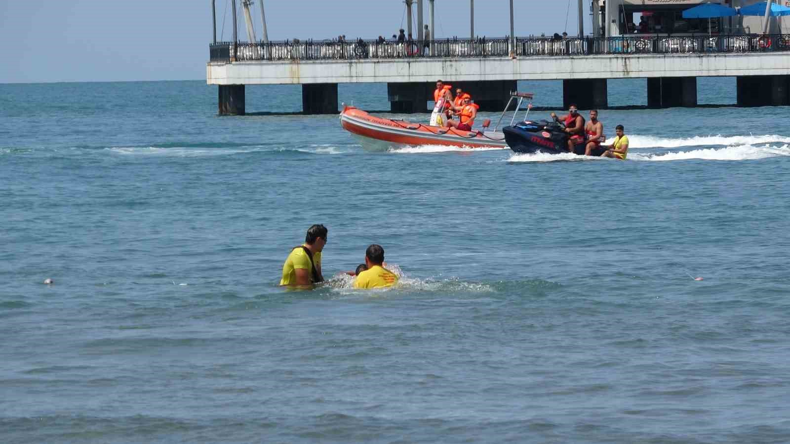 Cankurtaranlar hırçın Karadeniz’e hazır: Yaz sezonu tatbikatı