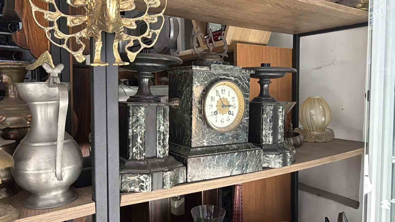 10 yıllık hobi nostalji dükkanına dönüştü