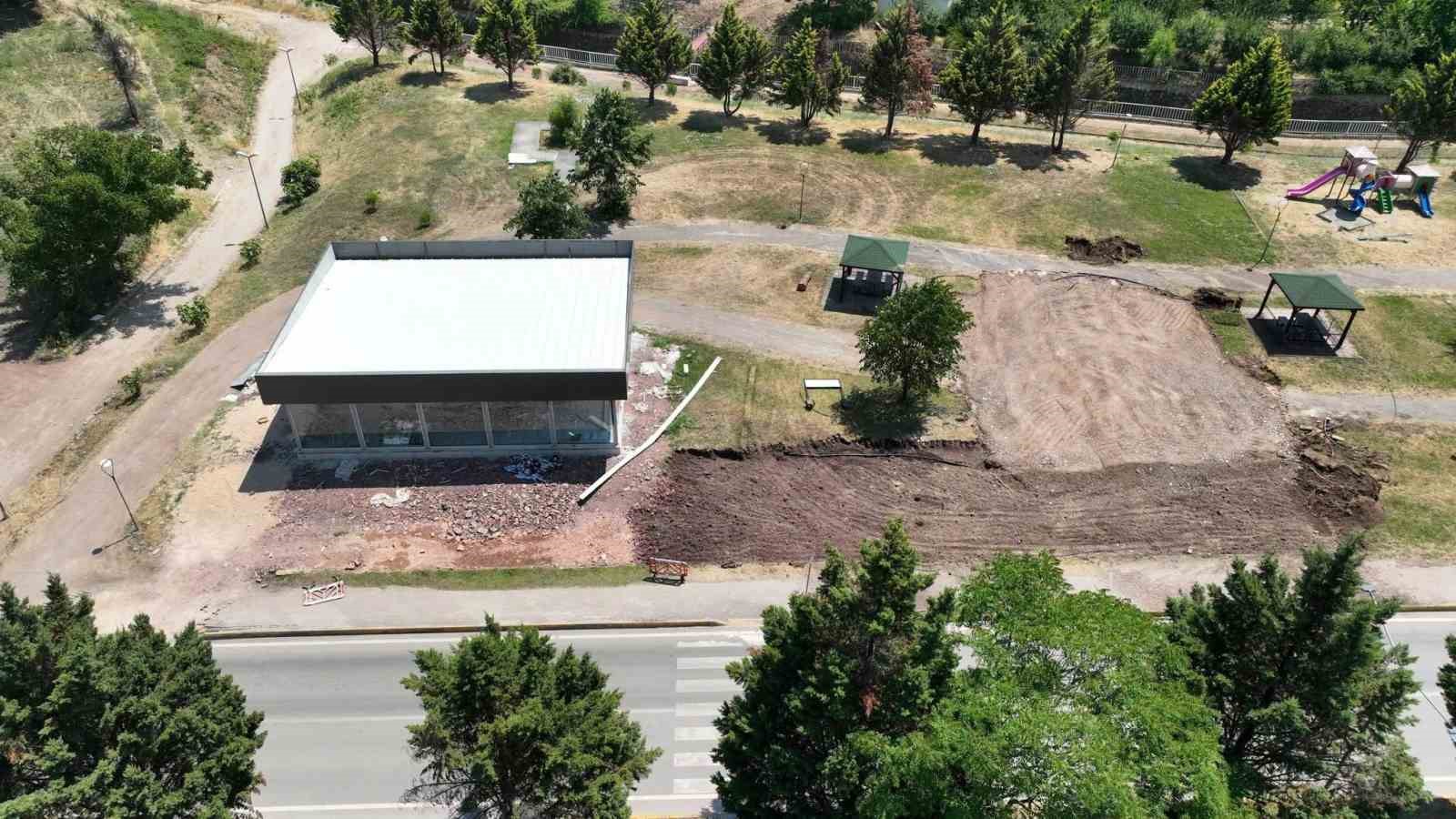 Gölcük’te kadınlar için inşa edilecek Gün Evi’nin ihalesi yapıldı