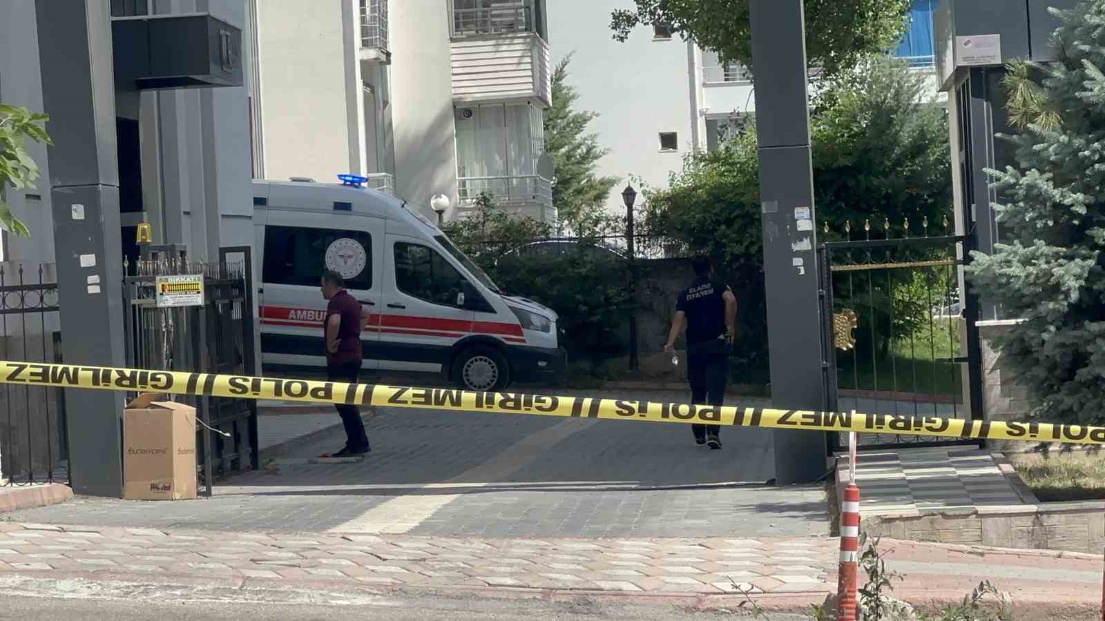 Elazığ’da 7 katlı binada baca yangını