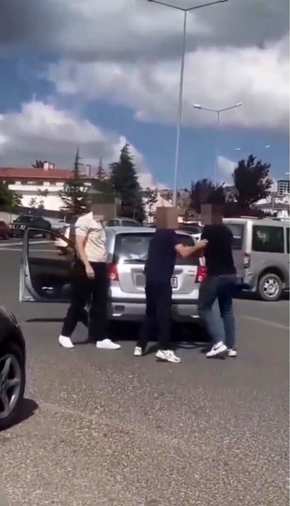 Trafikte aracından inerek sürücüye saldıran şahsa 180 bin TL ceza