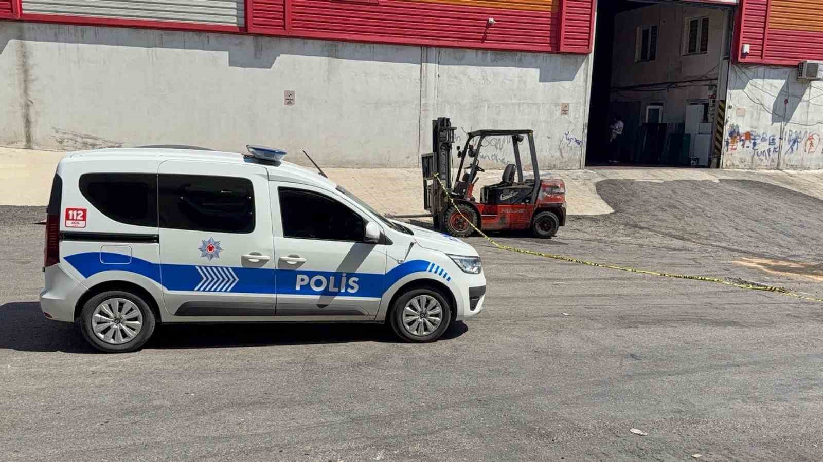 Gaziantep’te üzerine forklift devrilen genç işçi hayatını kaybetti