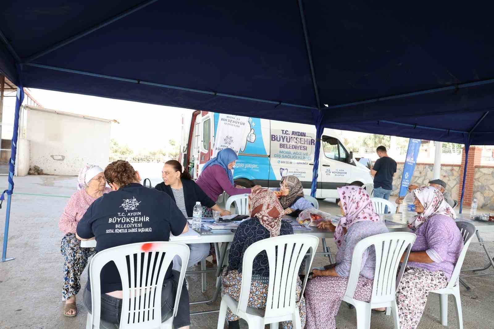 Mobil ağız ve diş sağlığı klinikleri 5 ilçede vatandaşlarla buluştu