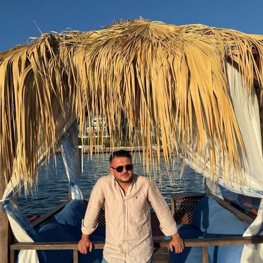 Silahla vurdukları adamı darbederek öldürdüler: Cinayet anı kamerada
