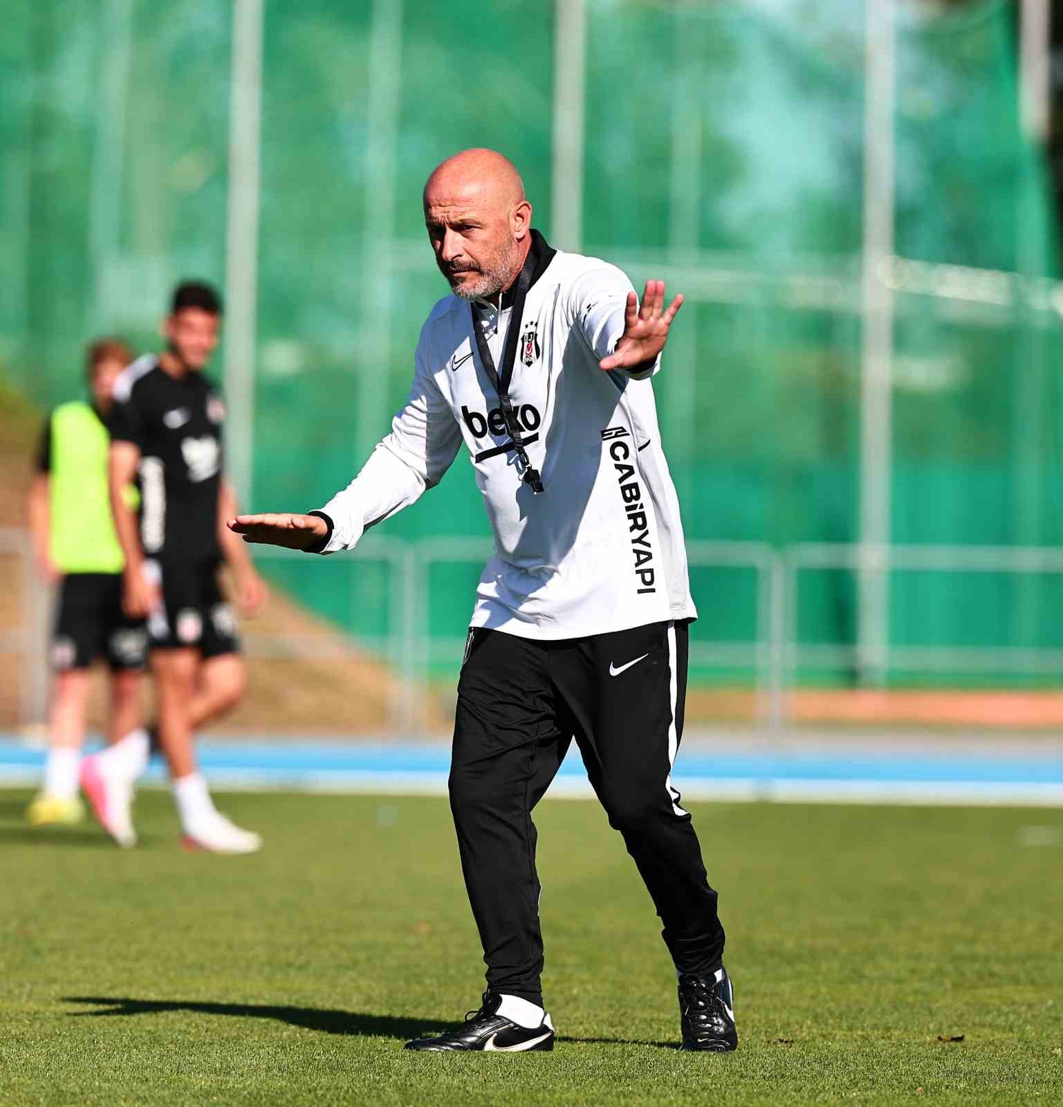 Kassoum Ouattara, Beşiktaş formasıyla ilk antrenmanına çıktı