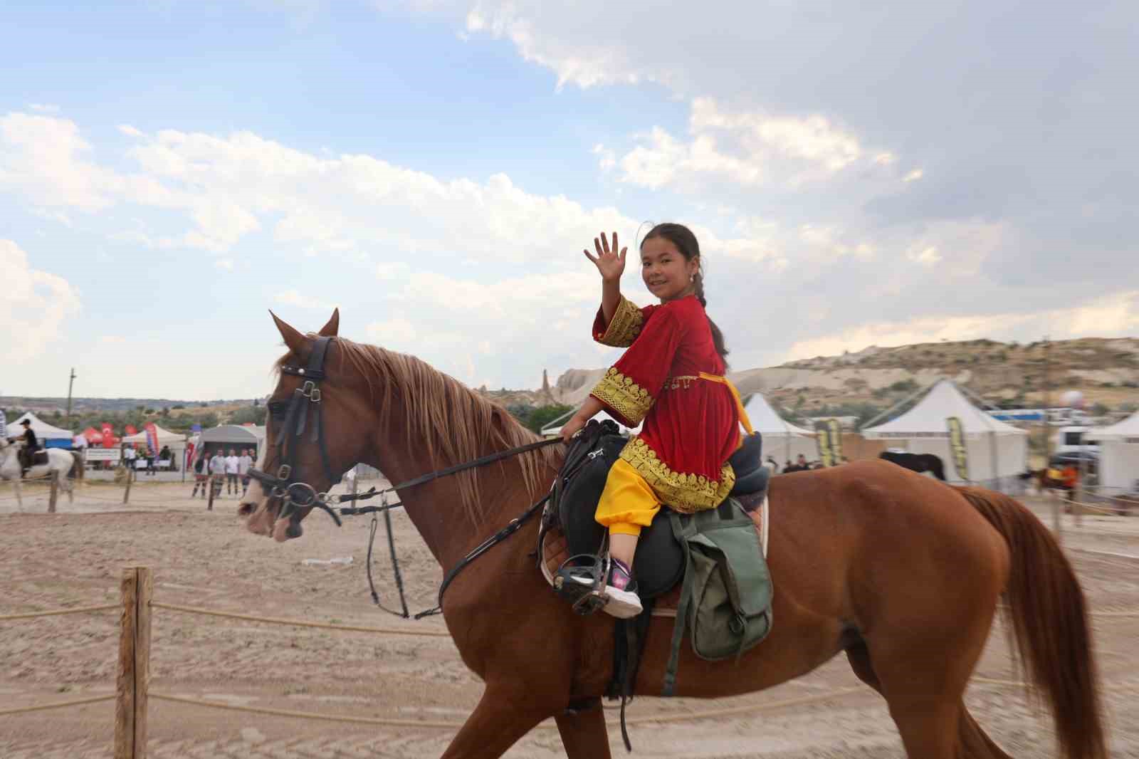 "Kapadokya At Festivali" başladı