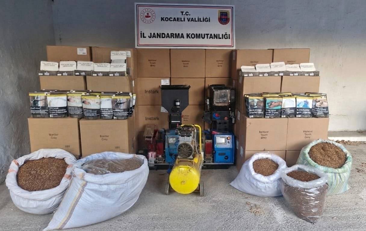 Kocaeli’de kaçakçılık operasyonu: 1 milyon 350 bin liralık kaçak ürün ele geçirildi