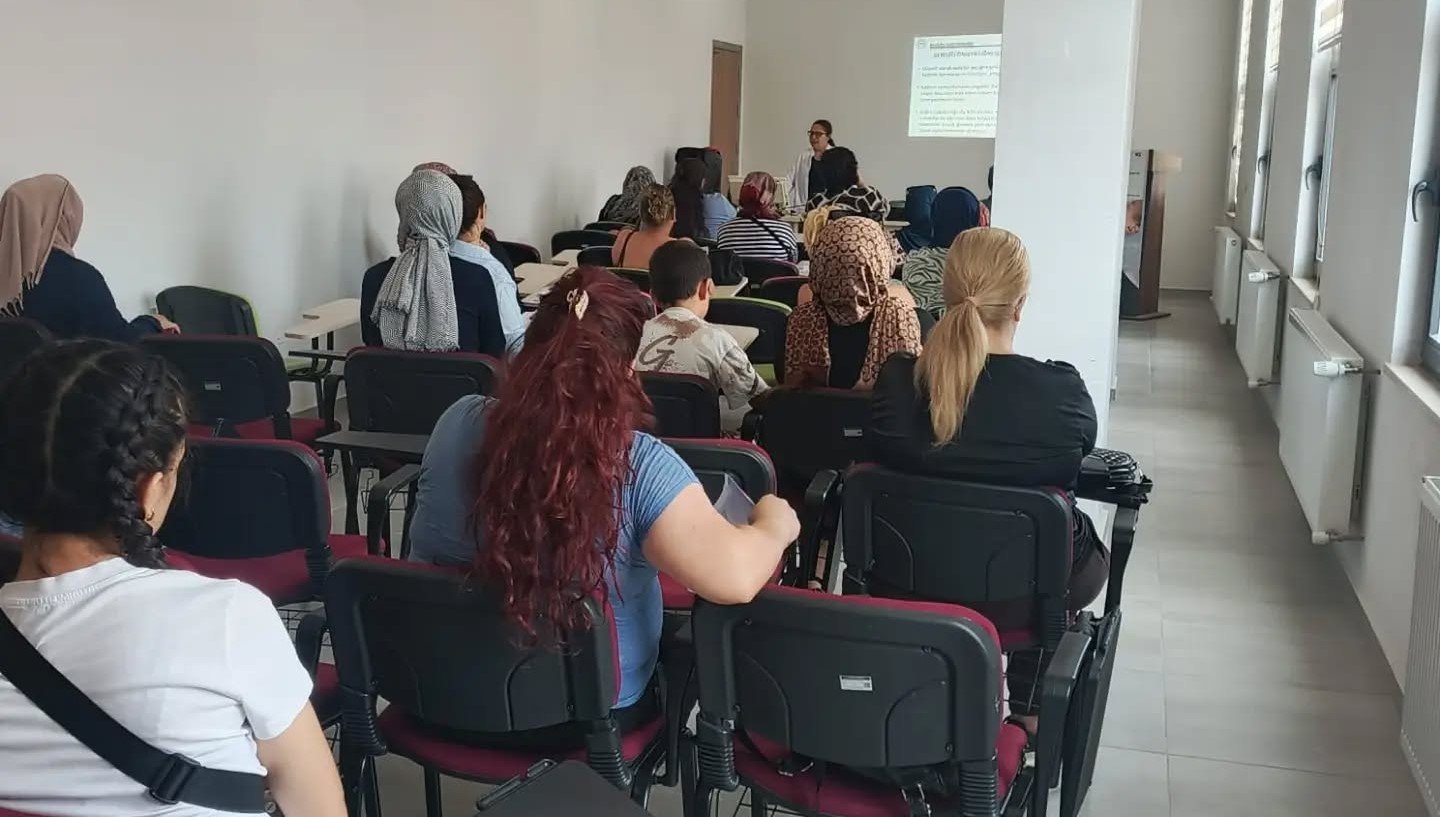 Nazilli’de kadın sağlığı, narkotik ve mahremiyet konularında eğitim verildi