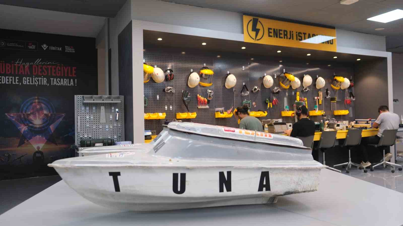 Milli Teknoloji Atölyesi’nde savunma sanayisine katkı sağlayacak projeler geliştiriliyor