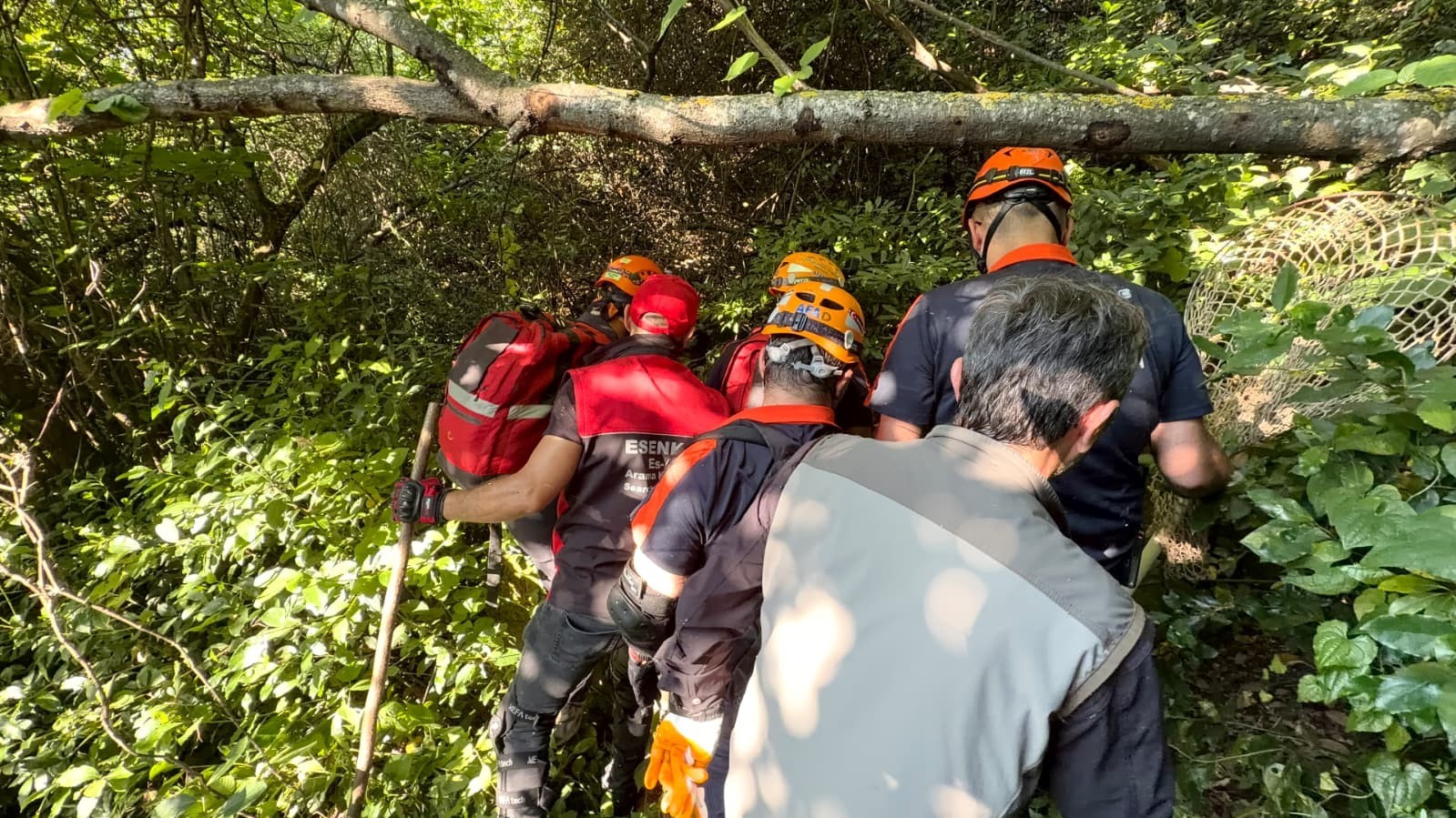 Yalova’da 3 gün su kuyusunda mahsur kalan köpek kurtarıldı