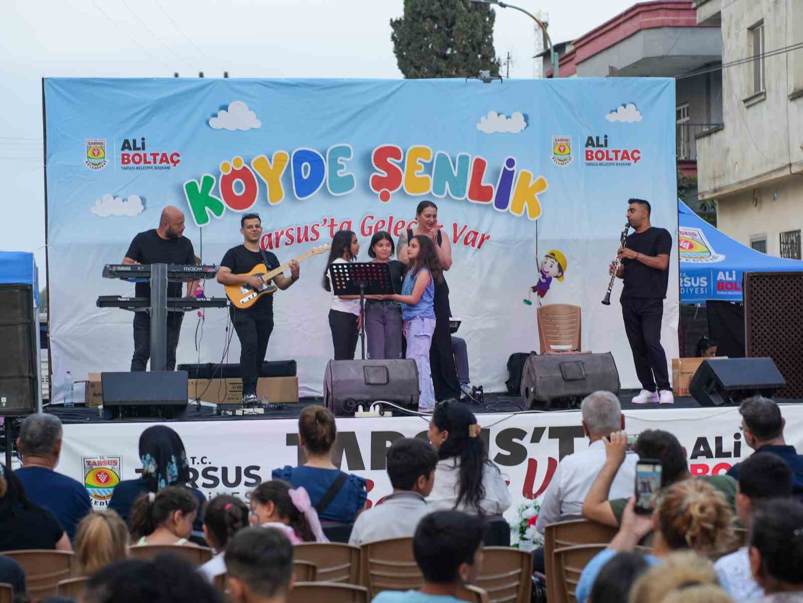 Tarsus’ta çocuklar köy şenliğinde buluştu