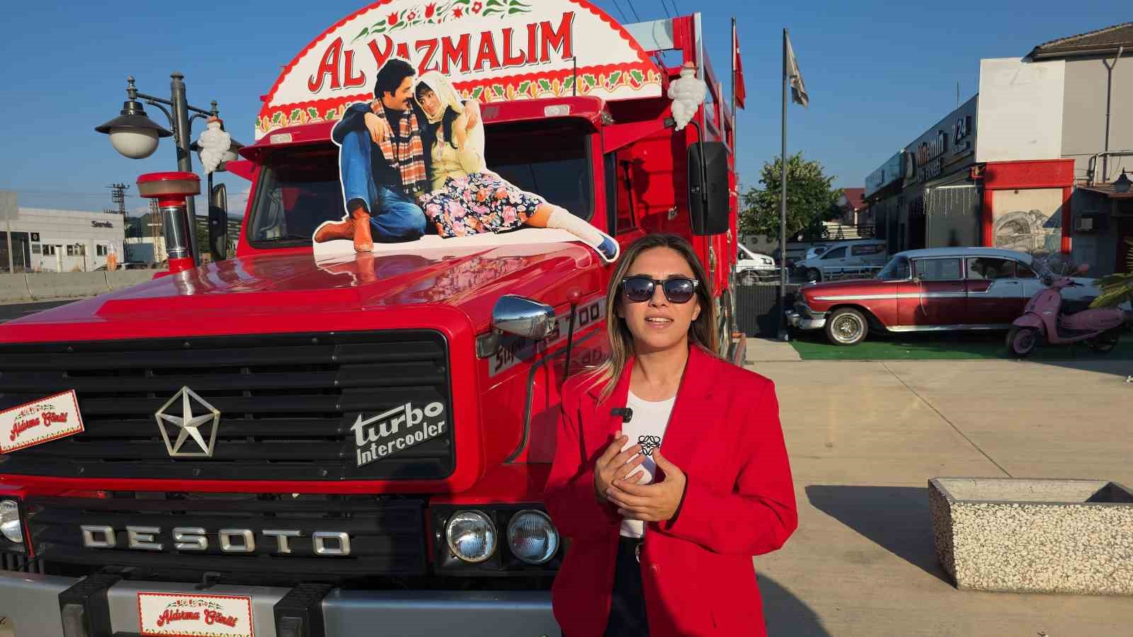 Dedesinin hatırasını "Al Yazmalım" kamyonuyla yaşatıyor