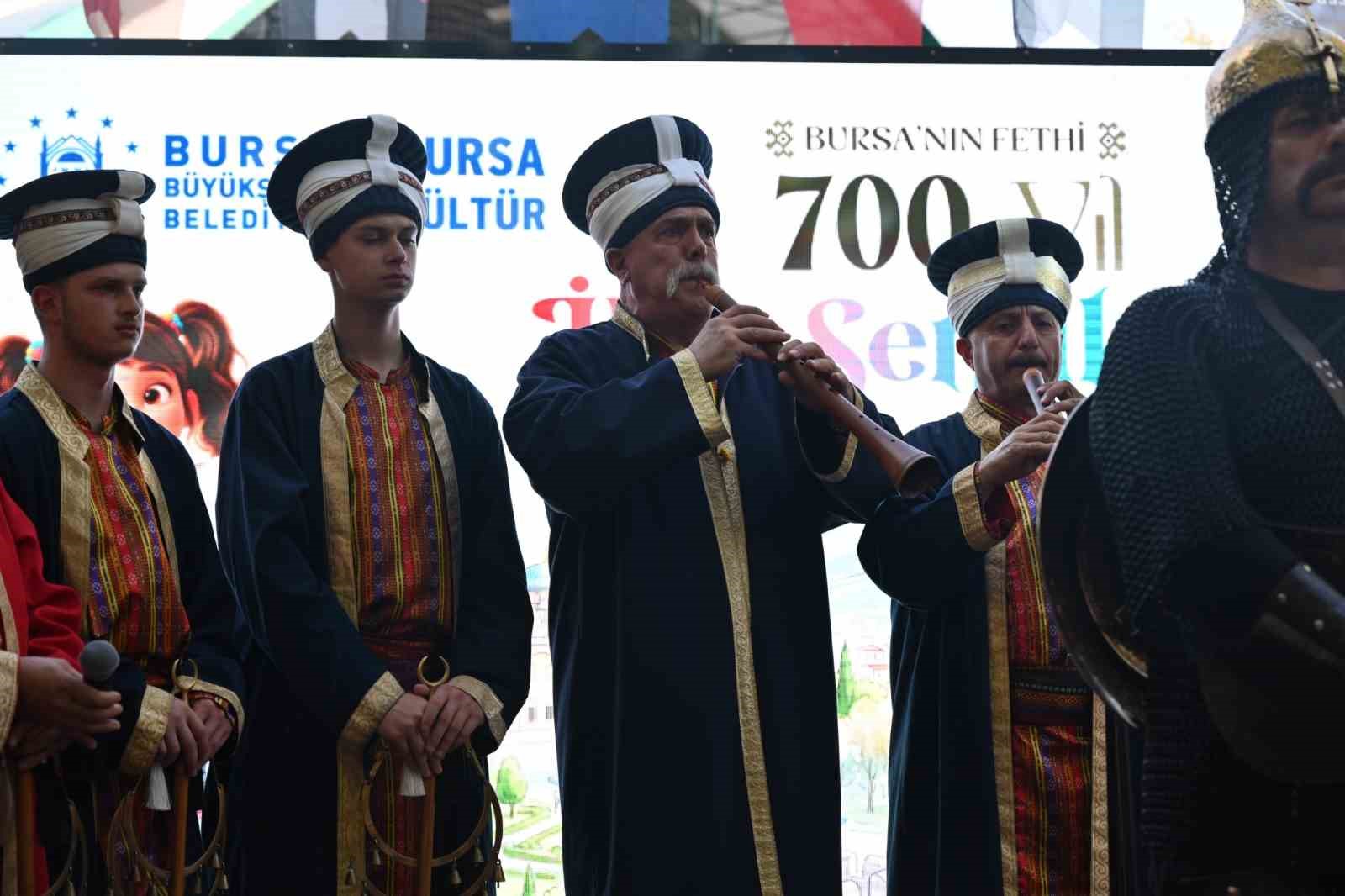 Fethin 700. yılında ilçe şenlikleri Osmangazi’den başladı