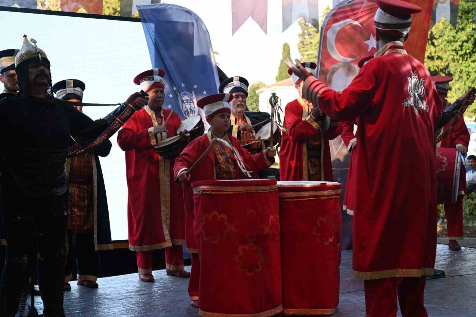 Fethin 700. yılında ilçe şenlikleri Osmangazi’den başladı