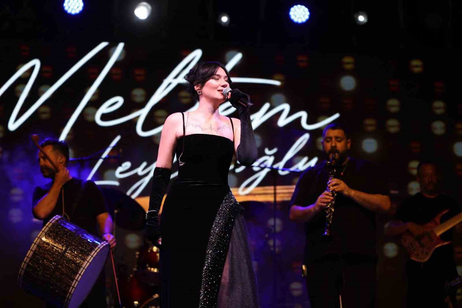 30. Kızılcabölük Kültür, Sanat, Tekstil ve Moda Festivali coşkuyla başladı