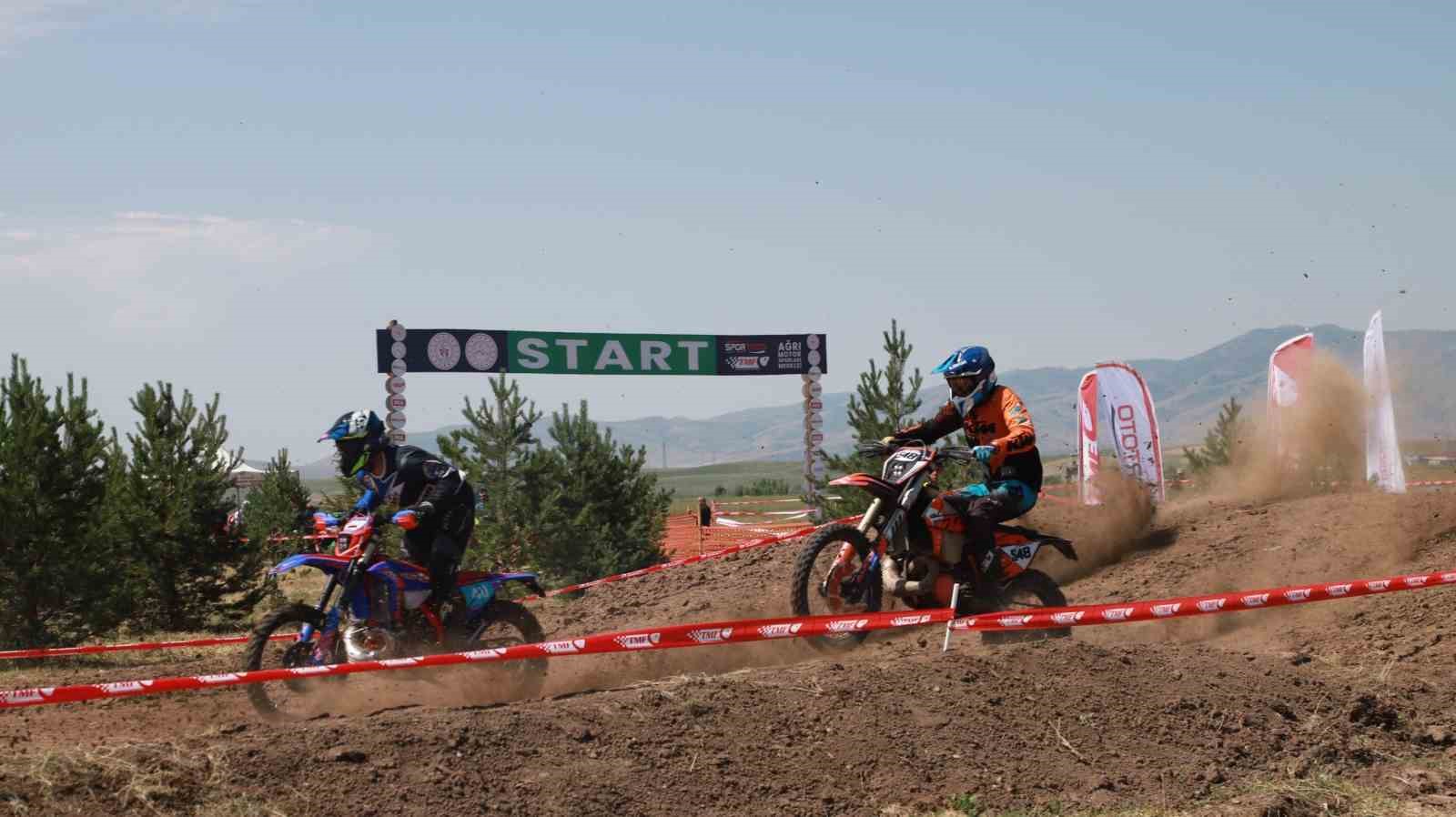 Türkiye SKIL Enduro ve ATV Şampiyonası heyecanı sıralama turlarıyla başladı