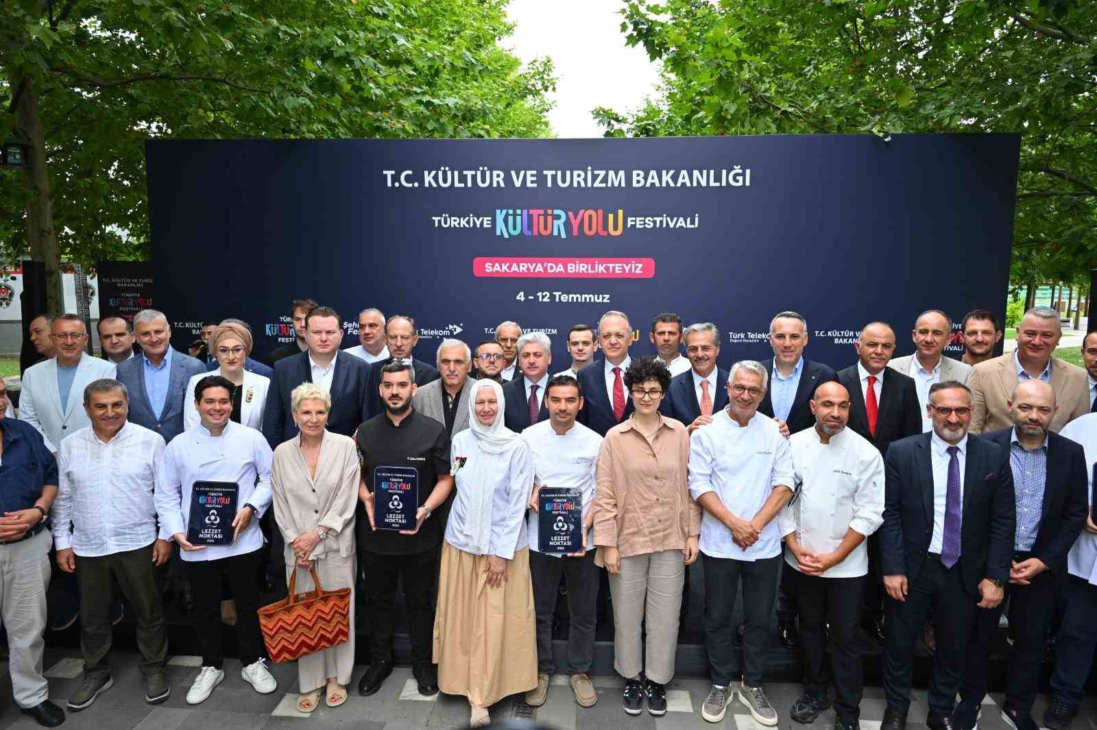 Sakarya’da kültür şöleni başladı: 10 farklı noktada 186 etkinlik