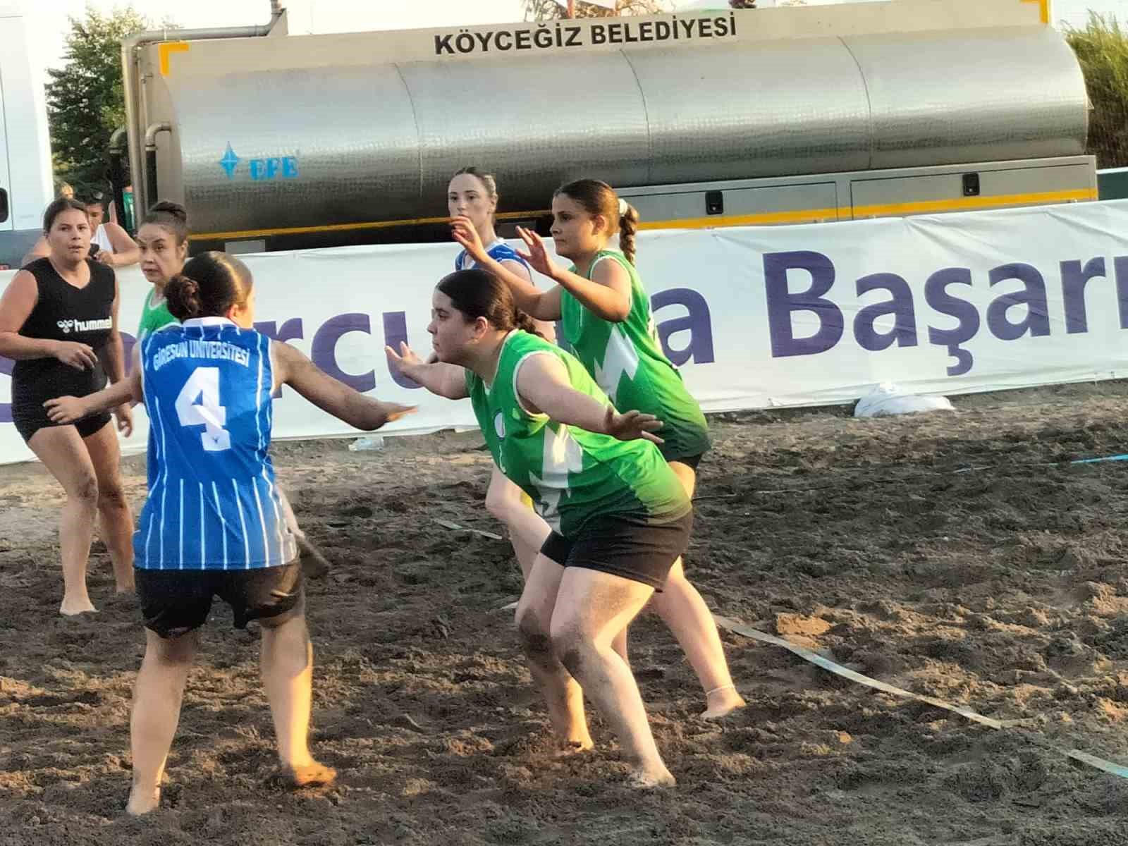 Plaj Hentbolu Köyceğiz’de tüm heyecanı ile devam ediyor