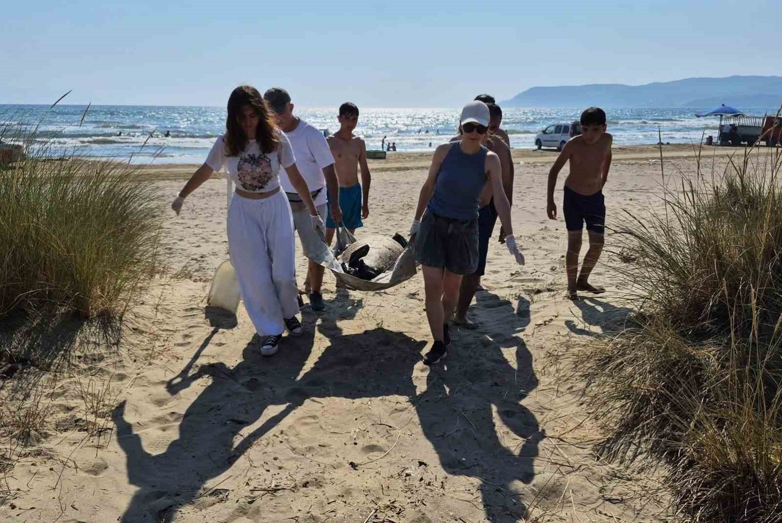 Üremek için geldikleri kıyılarda 3 caretta caretta ölü bulundu